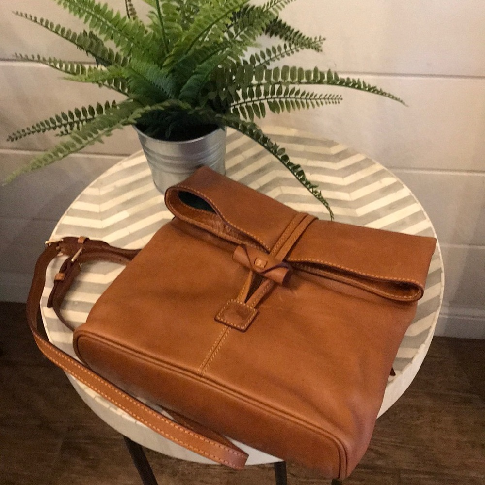 New with tags Dooney & Bourke crossbody purse